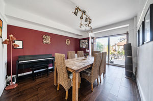 Dining room- click for photo gallery